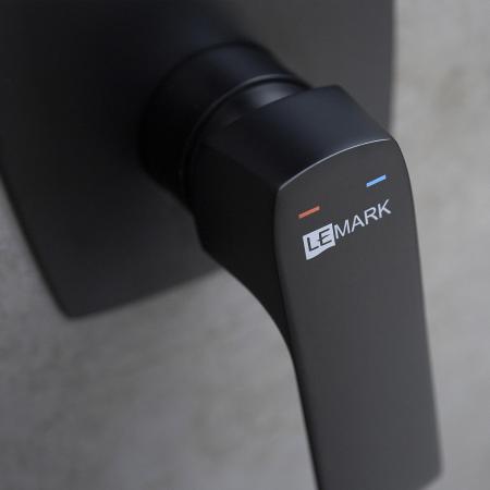 Душевая система Lemark Ursus LM7222BL, встраиваемая,для ванны и душа цвет Черный 