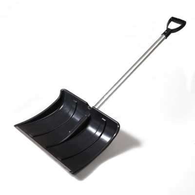 Лопата снеговая пластмассовая «Ледок» 500х375 мм. черная алюминиевый черенок V-ручка